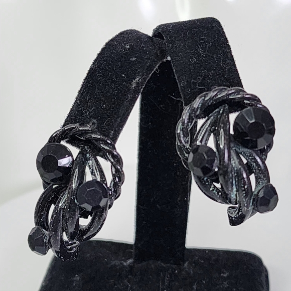 Black Metal Black Faceted Crystal Stones Post Earrings - Picture 5 of 9